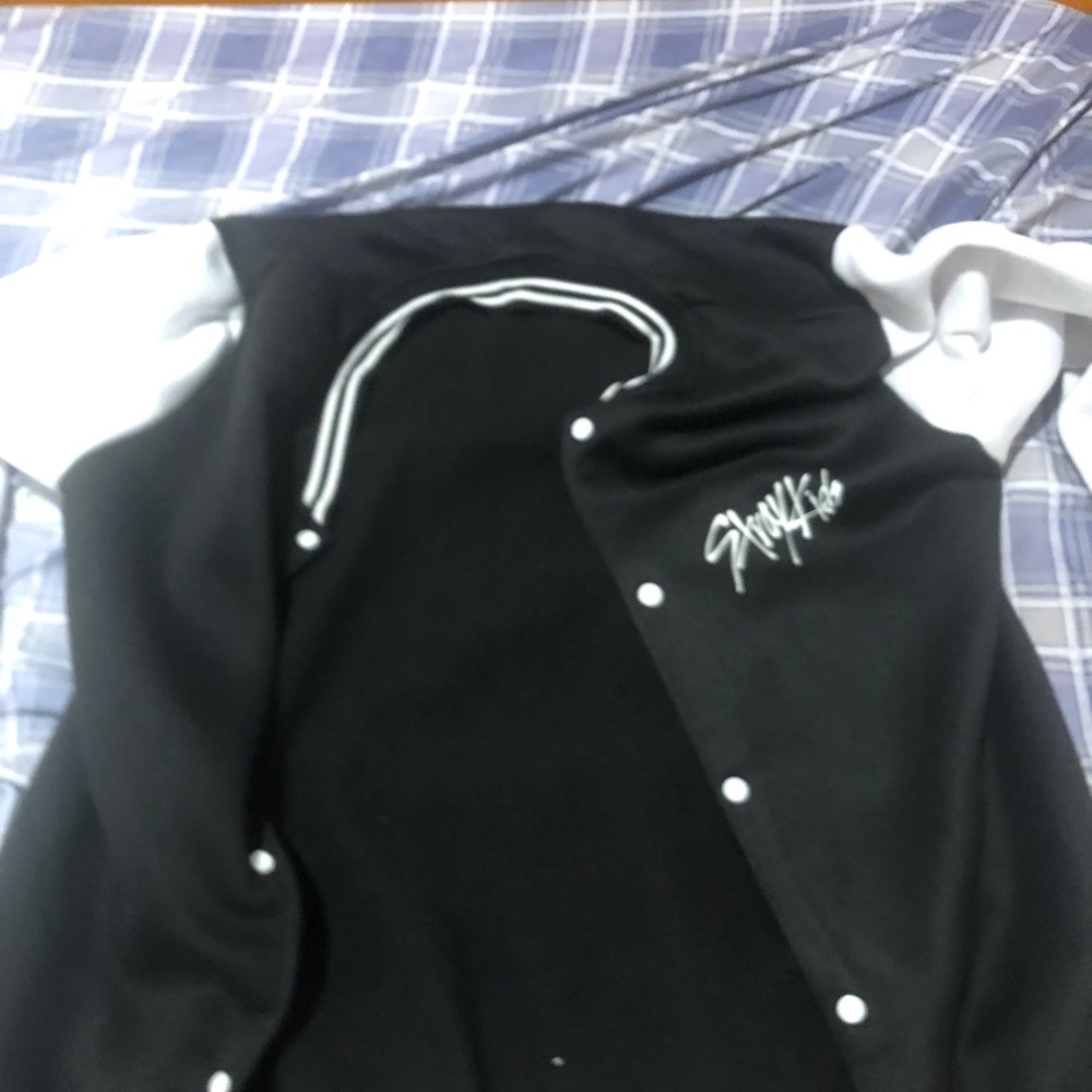 K-pop boy band Stray Kids Sweater